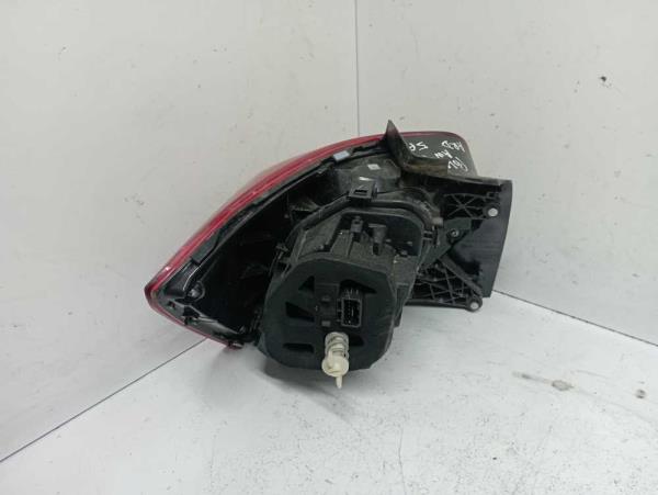 FEU ARRIERE DROIT VW POLO - Vue 2